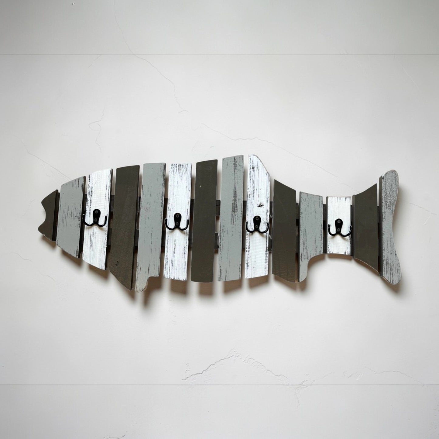 COAT RACK FISH Wood Towel, 4 metal hooks Lake Home Wall Cabin Distressed Red Fisherman