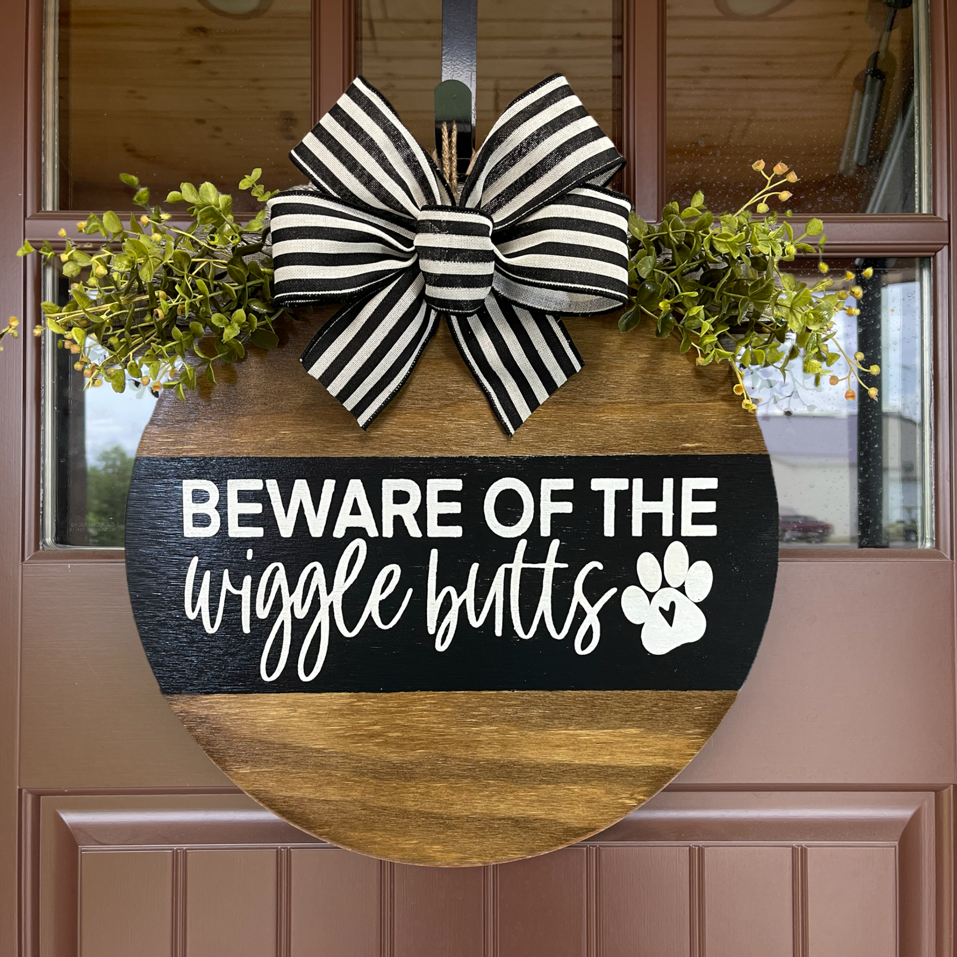 Door hanger Sign Beware of the Wiggle Butts dog puppy paw home gift - Wooden Hearts Inc