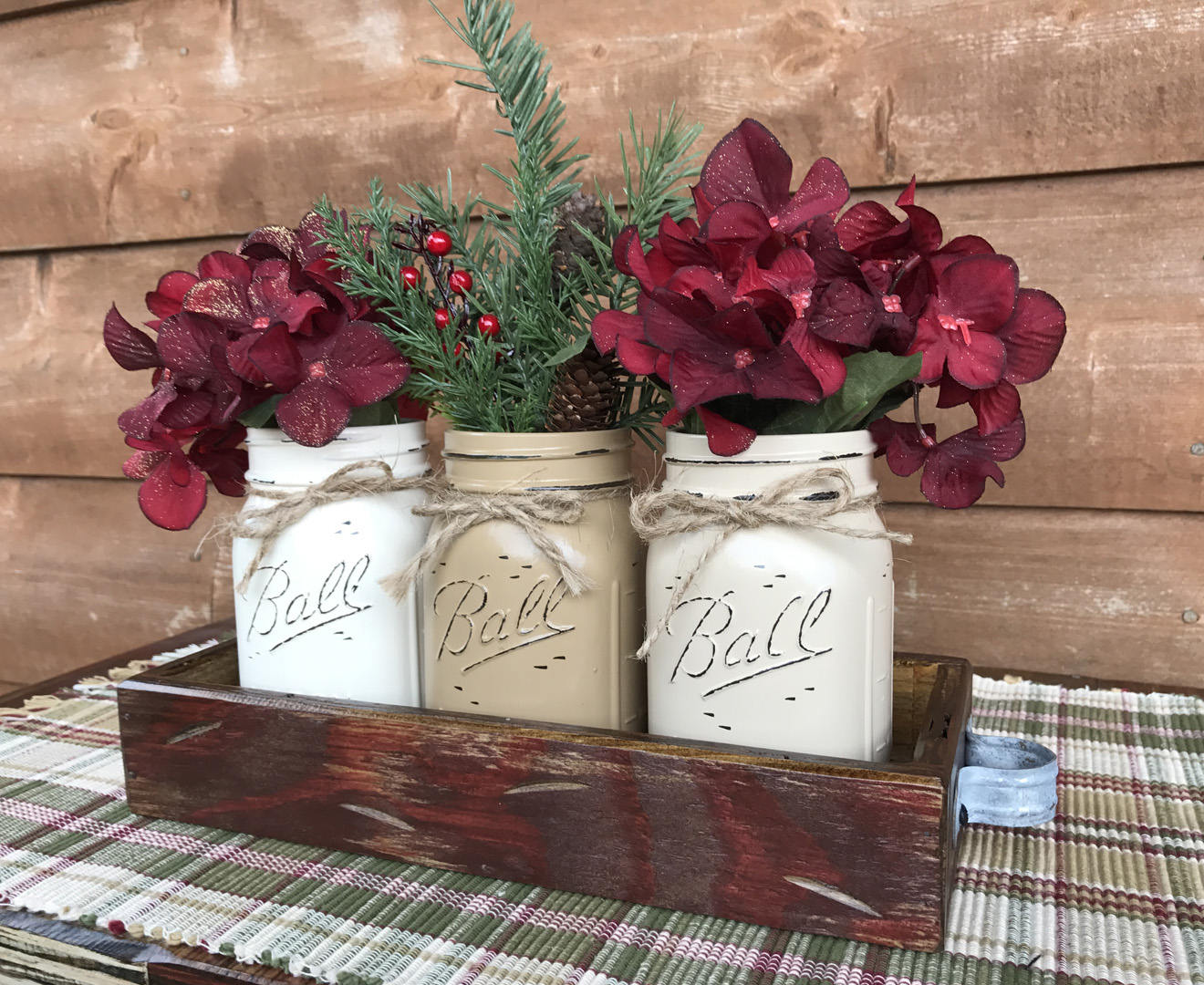 CHRISTMAS HOLIDAY 3 Pint Jar + Wood Tray Centerpiece (Florals / Flowers optional) Ball Mason - Wooden Hearts Inc