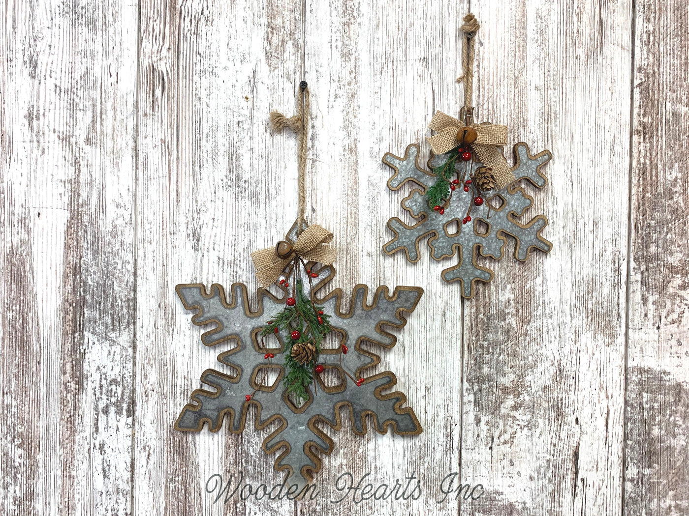 CHRISTMAS DECORATIONS Xmas Decor Snowflake *Wall Hanging Pine Berries 8 or  12 Ornament